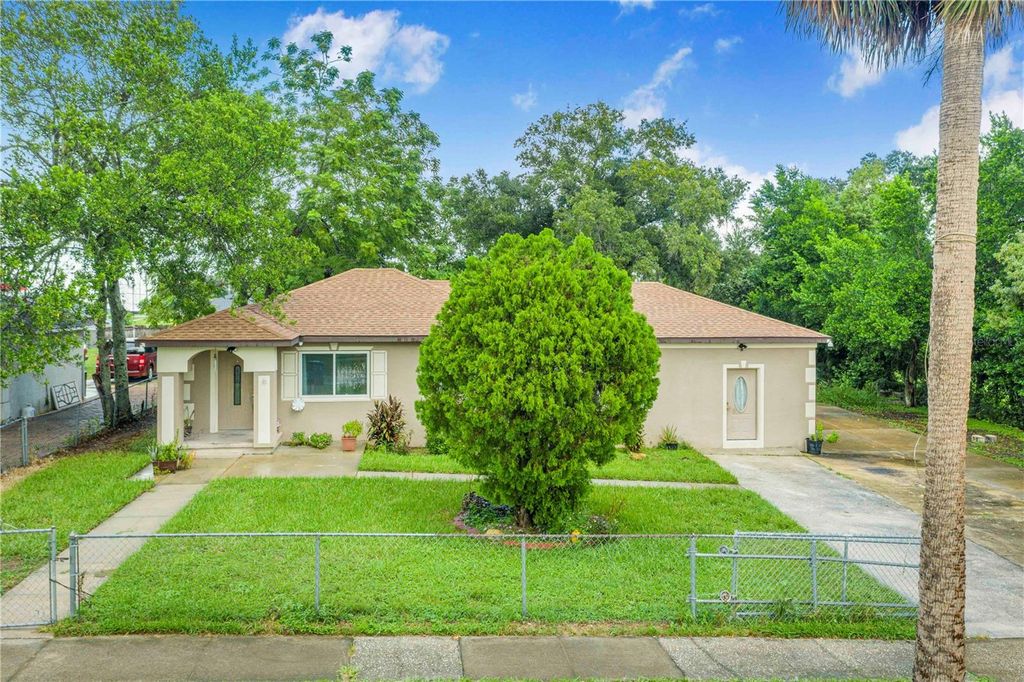 6 E MAGNOLIA STREET, Davenport, FL 33837