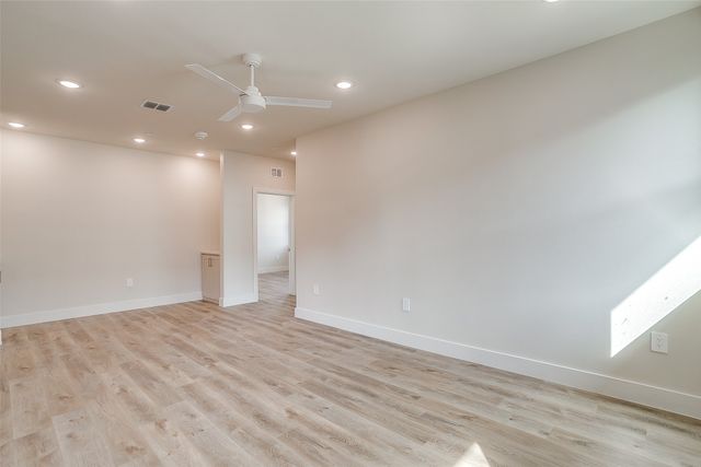 408 Foch Street 201, Fort Worth, TX 76107