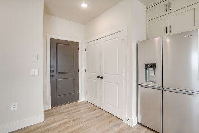 408 Foch Street 201, Fort Worth, TX 76107