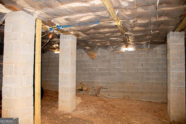 242 Katy Lake Road, Jackson, GA 30233