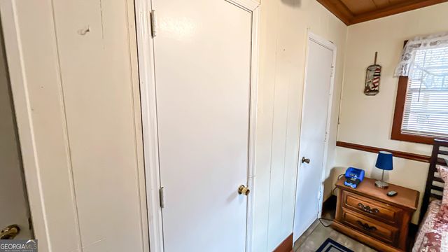 242 Katy Lake Road, Jackson, GA 30233