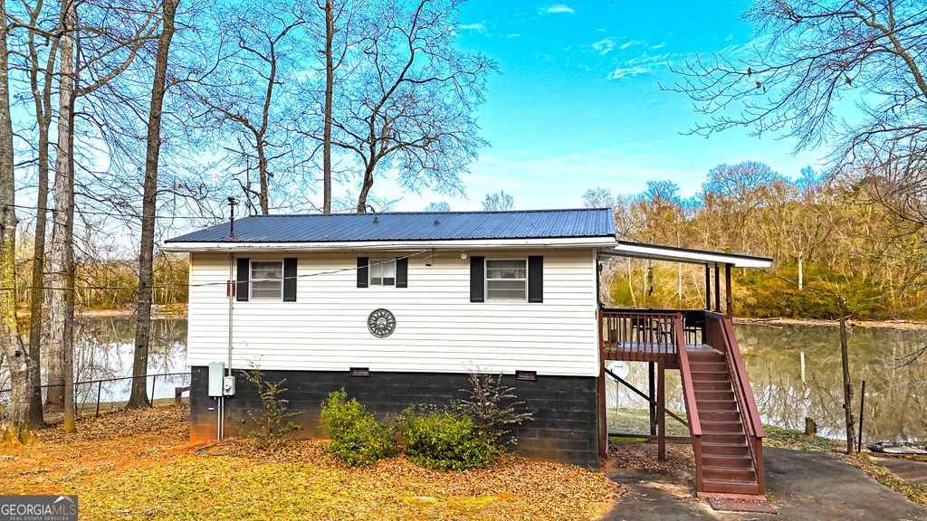 242 Katy Lake Road, Jackson, GA 30233