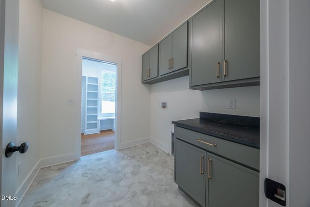 565 Willford Woods Road, Hillsborough, NC 27278