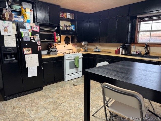 360 N 1st Road, Healdton, OK 73438