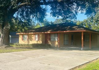 38925 Bayou Pigeon Rd, Plaquemine, LA 70764
