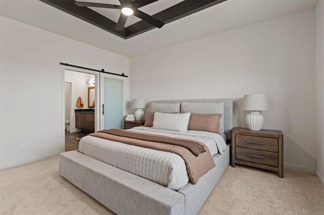 2606 SW Farm Field Road, Lee's Summit, MO 64082