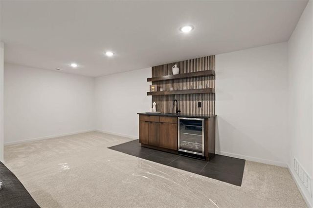 2606 SW Farm Field Road, Lee's Summit, MO 64082