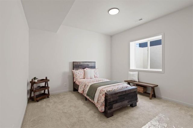 2606 SW Farm Field Road, Lee's Summit, MO 64082