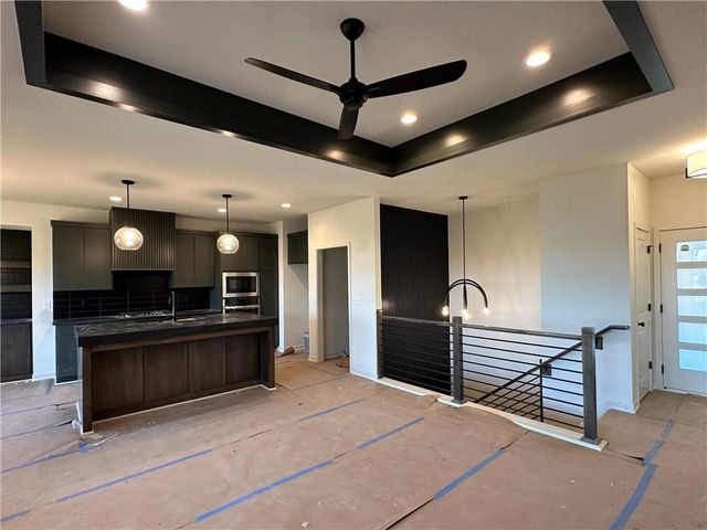 2606 SW Farm Field Road, Lee's Summit, MO 64082