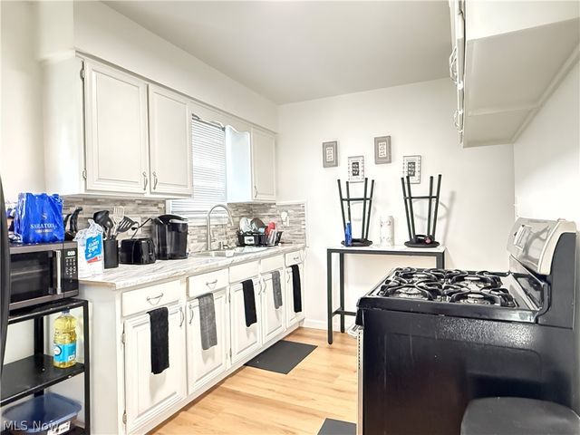 430 Moherman Avenue, Youngstown, OH 44509