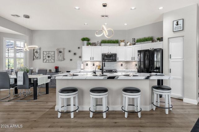 4680 E NIGHTINGALE Lane, Gilbert, AZ 85298