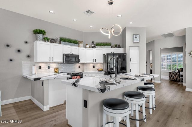 4680 E NIGHTINGALE Lane, Gilbert, AZ 85298