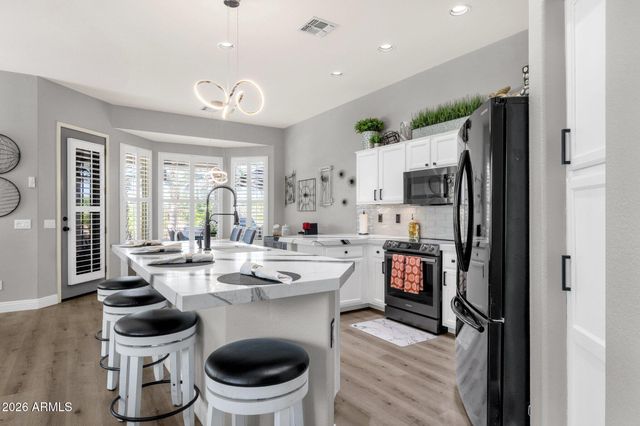 4680 E NIGHTINGALE Lane, Gilbert, AZ 85298