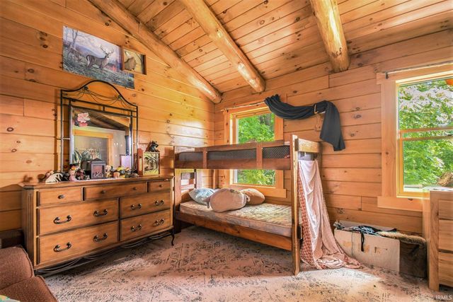 17064 County Road 14, Goshen, IN 46528