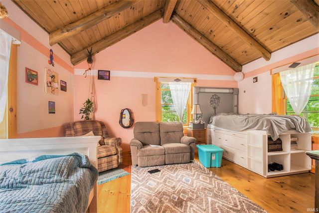 17064 County Road 14, Goshen, IN 46528