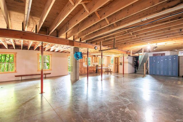 17064 County Road 14, Goshen, IN 46528