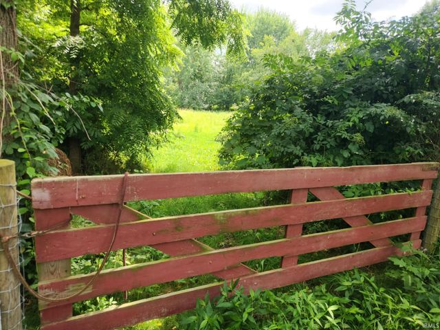 17064 County Road 14, Goshen, IN 46528