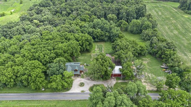 17064 County Road 14, Goshen, IN 46528