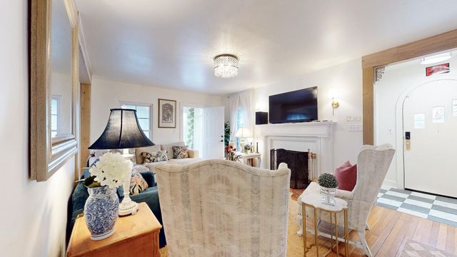 710 Woodland Avenue, Frankfort, KY 40601