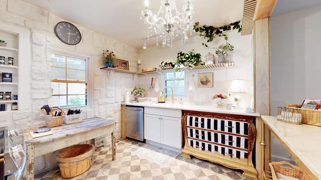 710 Woodland Avenue, Frankfort, KY 40601