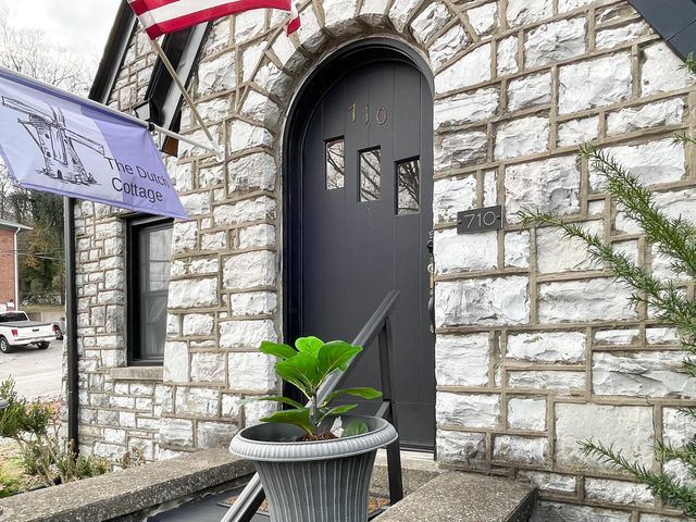 710 Woodland Avenue, Frankfort, KY 40601