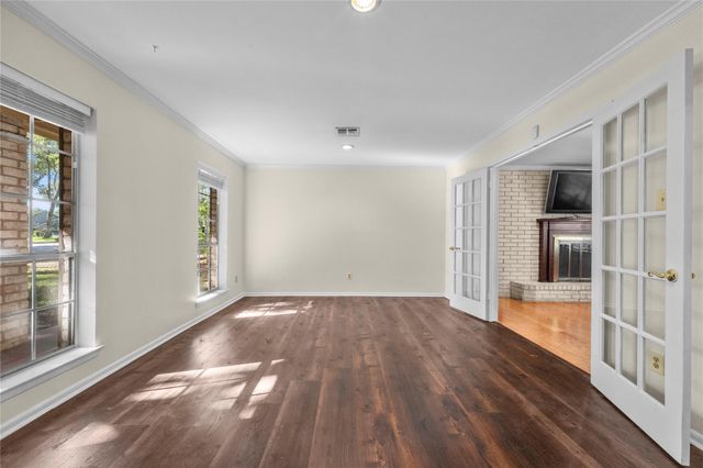 131 Shadowood Street, Conroe, TX 77304