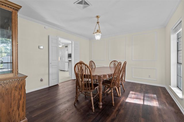 131 Shadowood Street, Conroe, TX 77304