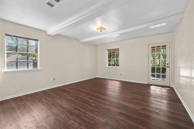 131 Shadowood Street, Conroe, TX 77304