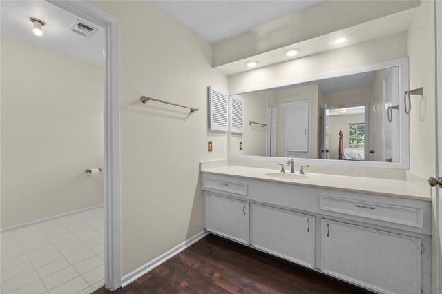 131 Shadowood Street, Conroe, TX 77304
