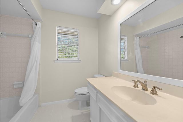 131 Shadowood Street, Conroe, TX 77304