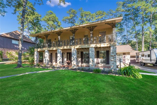 131 Shadowood Street, Conroe, TX 77304