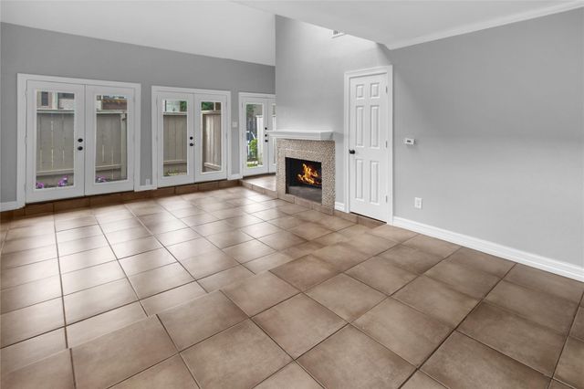 1089 Country Place Drive, Houston, TX 77079