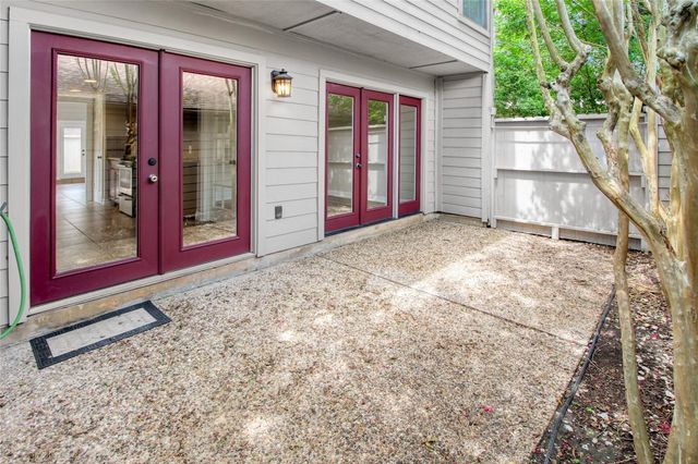 1089 Country Place Drive, Houston, TX 77079