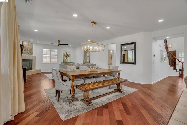 288 Pebble Beach Dr, Brentwood, CA 94513