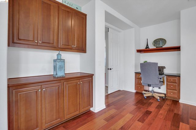 288 Pebble Beach Dr, Brentwood, CA 94513