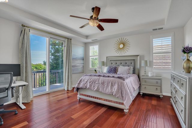 288 Pebble Beach Dr, Brentwood, CA 94513