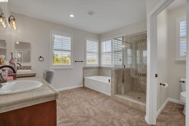 288 Pebble Beach Dr, Brentwood, CA 94513