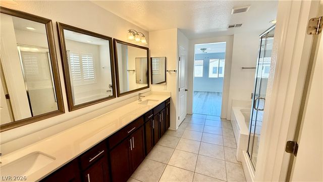2126 Mystic Wave Road, North Las Vegas, NV 89031
