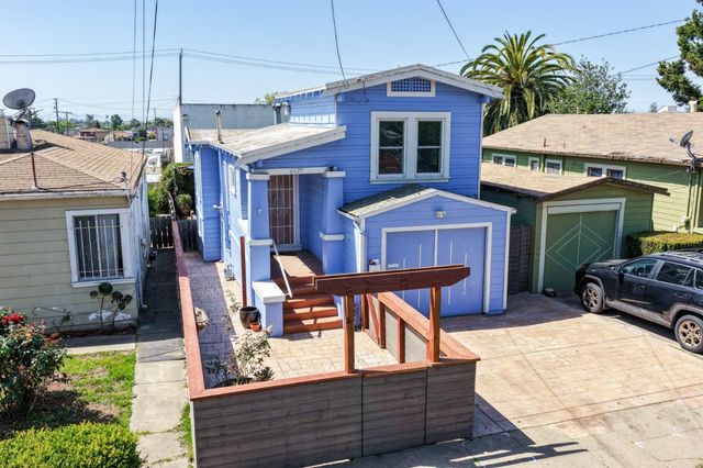 6677 Brann Street, Oakland, CA 94605
