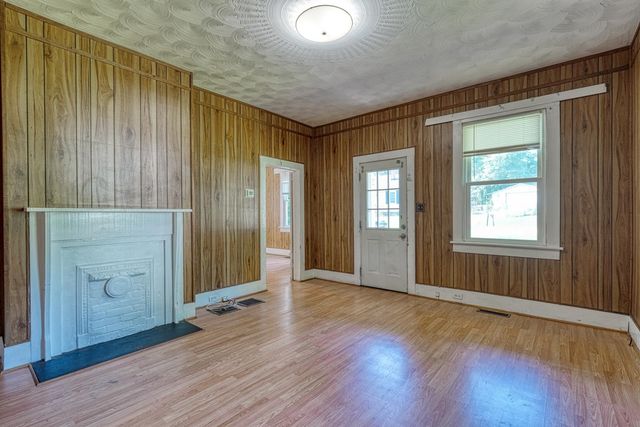 8120 2nd Street, Boiling Springs, SC 29316