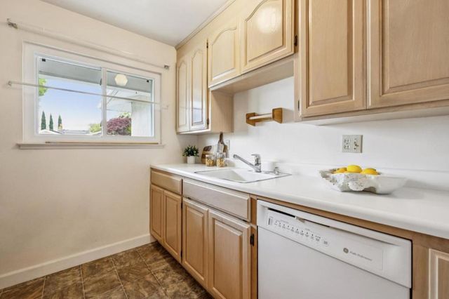 1563 Heron Avenue, Sunnyvale, CA 94087