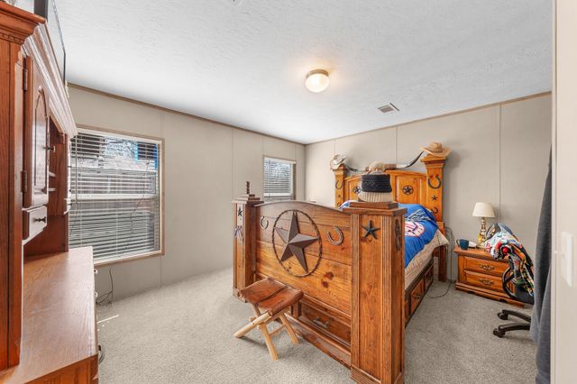 5523 S State Highway 19 1, Emory, TX 75440