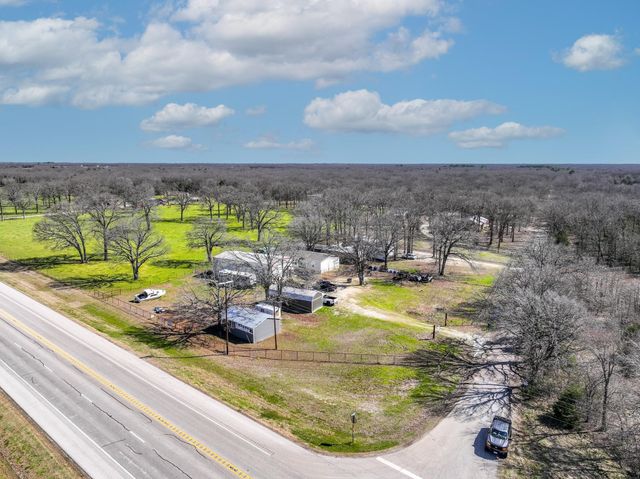5523 S State Highway 19 1, Emory, TX 75440