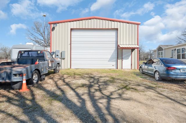 5523 S State Highway 19 1, Emory, TX 75440