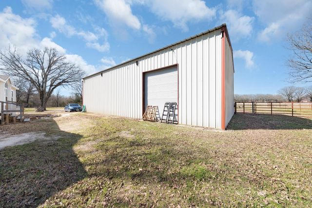 5523 S State Highway 19 1, Emory, TX 75440