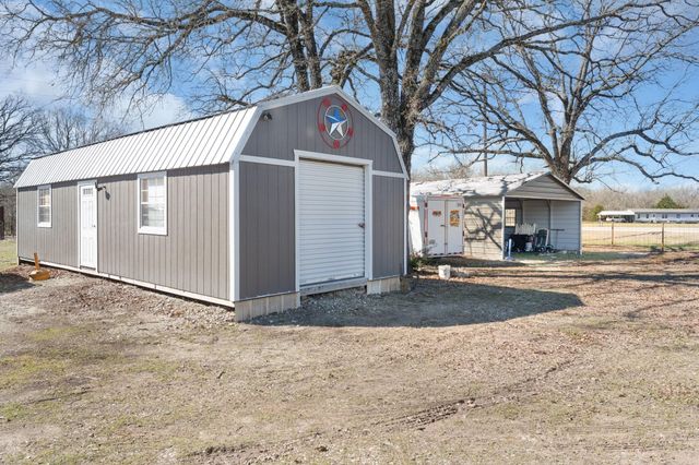 5523 S State Highway 19 1, Emory, TX 75440