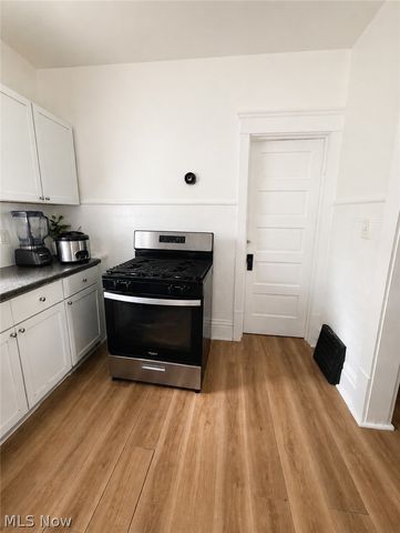 813 Beardsley Street, Akron, OH 44311