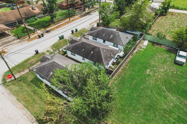 1715 New Mexico Street, Houston, TX 77029