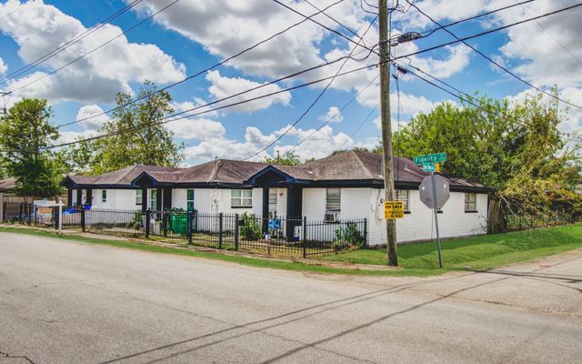 1715 New Mexico Street, Houston, TX 77029