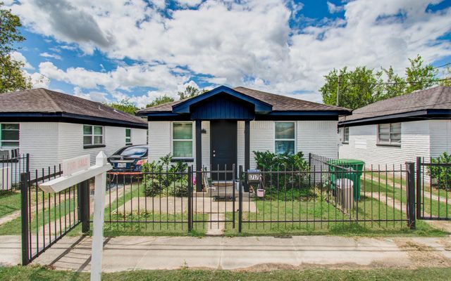 1715 New Mexico Street, Houston, TX 77029